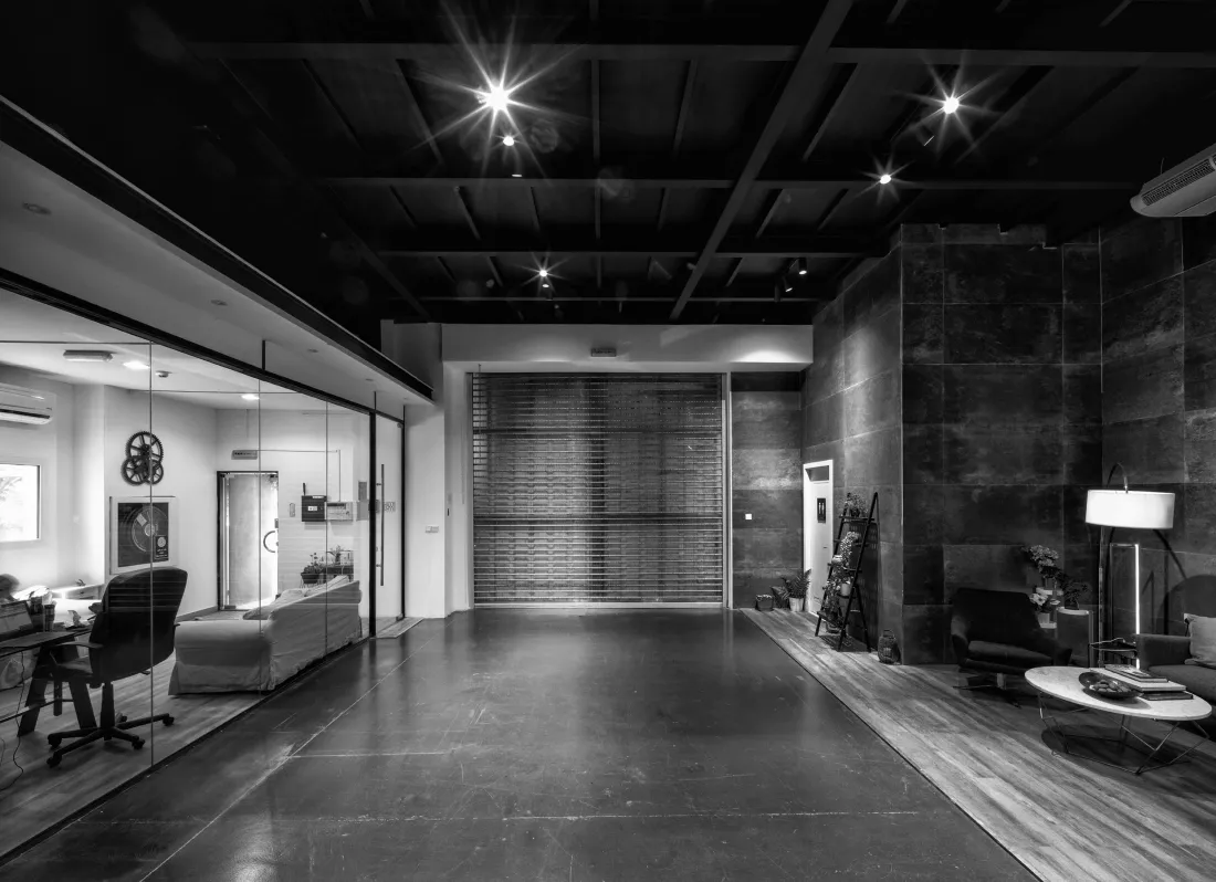 10-Garage